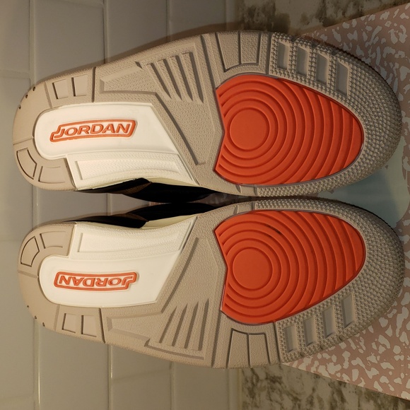 Jordan 3 Retro "Desert Elephant" - Picture 5 of 8